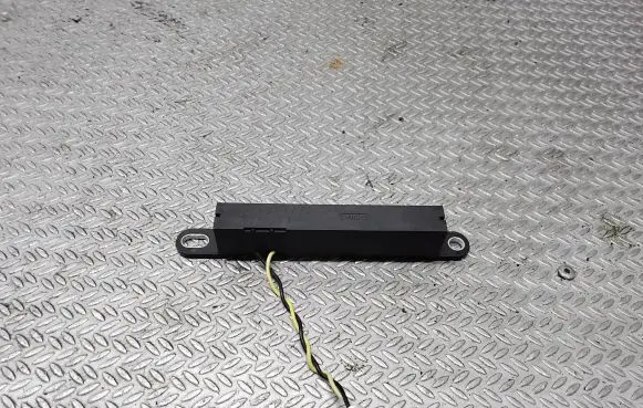 Mazda CX-7 Aerial antenna amplifier EG24676N1A
