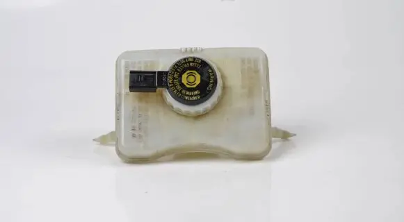 Audi A4 S4 B8 8K Brake fluid reservoir 8K0611301A