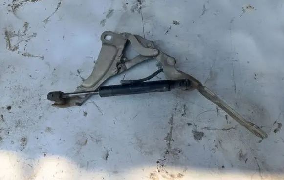 Mini One - Cooper Coupe R56 Engine bonnet/hood hinges 2751204
