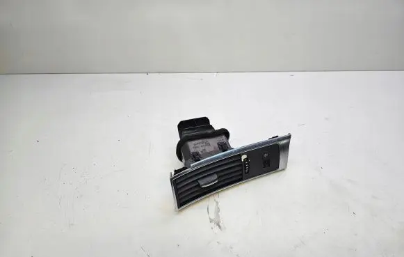 Audi A6 S6 C6 4F Dashboard side air vent grill/cover trim 4F1820901C