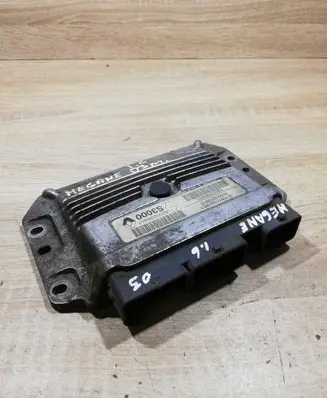 Renault Scenic II - Grand scenic II Engine control unit/module ECU 8200298457 215841533B1