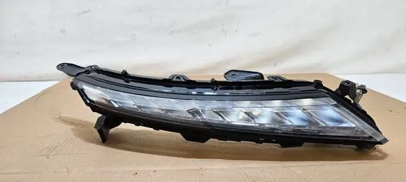 Mitsubishi Eclipse Cross LED Daytime headlight EDM92206010