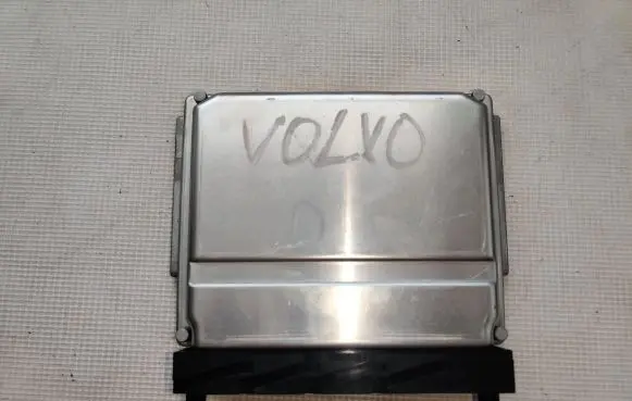 Volvo S80 Engine control unit/module 0281001776 09496667A 28SA4018