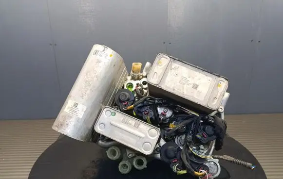 Tesla Model 3 Water pump 