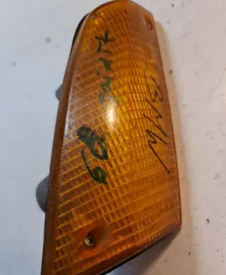 BMW 3 E21 Front indicator light 1359162 23020