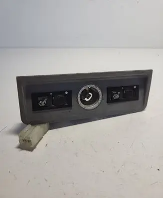 BMW 5 E39 Seat heating switch 61318352259