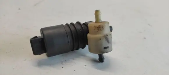 Opel Astra G Windscreen/windshield washer pump