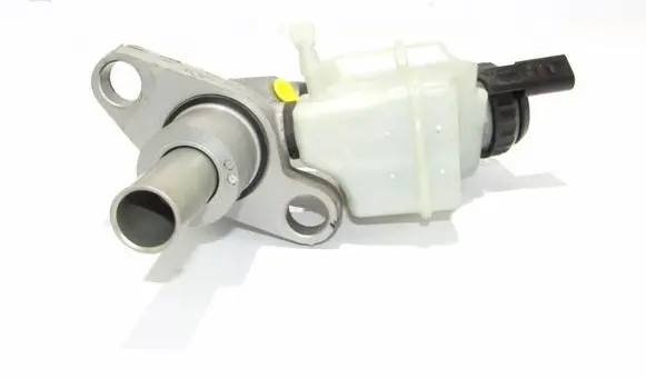 Volkswagen Tiguan Master brake cylinder 5N2611301A