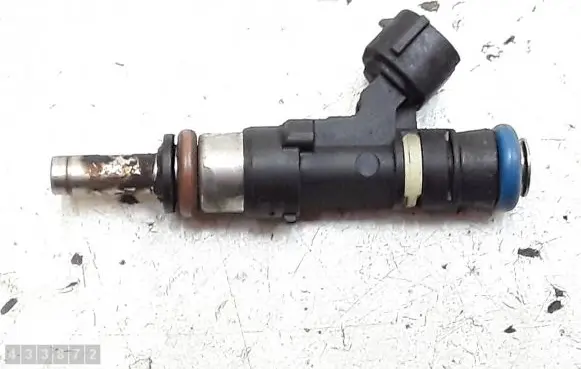 Mitsubishi Lancer Evolution Fuel injector