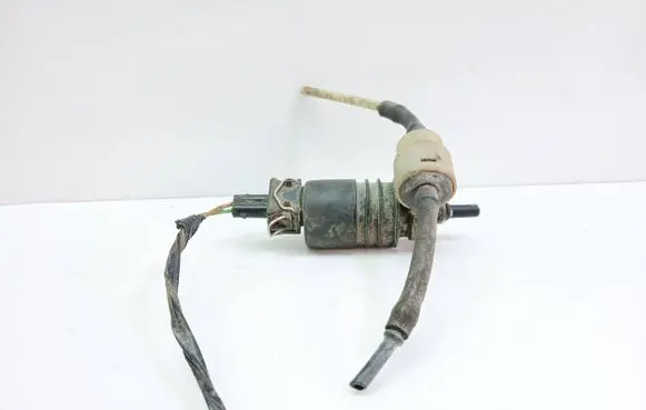 Ford Galaxy Windscreen/windshield washer pump