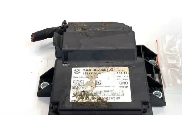 Volkswagen PASSAT B7 Brake system control unit/module 3AA907801G