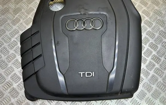 Engine cover (trim)