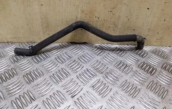 Volkswagen Touareg I Engine coolant pipe/hose