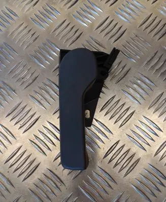 Volkswagen Golf Plus Engine bonnet (hood) release handle 1J1823533C 6900301