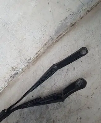 Volkswagen PASSAT CC Windshield/front glass wiper blade 
