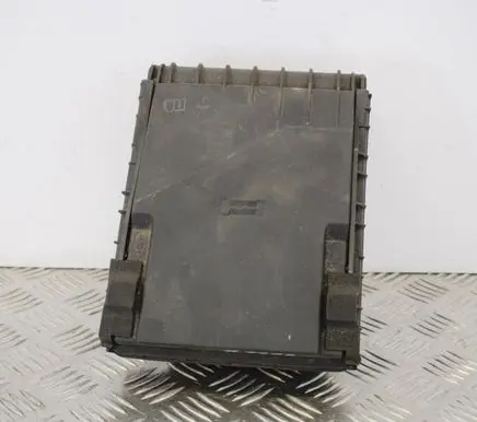 Volkswagen PASSAT B7 Fuse box set