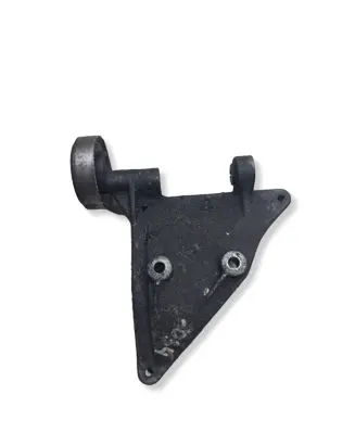 Audi A4 S4 B6 8E 8H A/C compressor mount bracket 059260885F