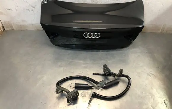 Audi A5 Tailgate/trunk/boot lid A58T