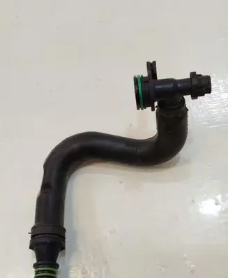 Skoda Yeti (5L) Engine coolant pipe/hose 04E103474K