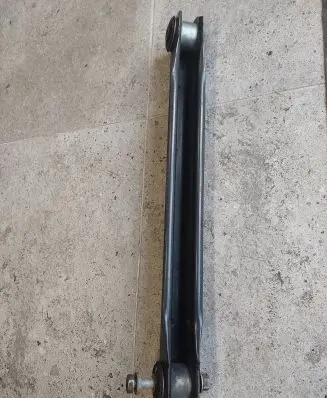 Lincoln Navigator Rear control arm