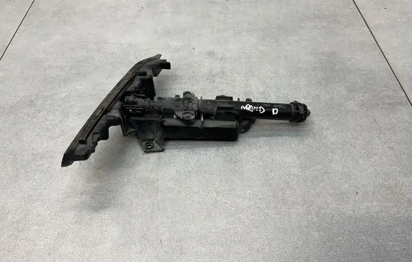 Jeep Grand Cherokee Headlight washer spray nozzle