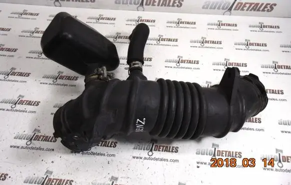 Toyota RAV 4 (XA30) Intake resonator 1788028240 1788128260