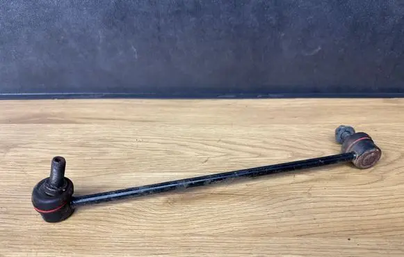 Skoda Octavia Mk2 (1Z) Front anti-roll bar/stabilizer link 