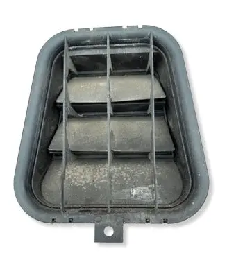 Audi A6 S6 C6 4F Quarter panel pressure vent 4B0819181B