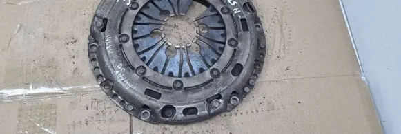 Volkswagen Touran I Pressure plate 03G141025N