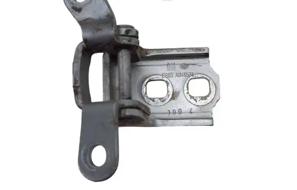 Opel Insignia A Rear door lower hinge A046574 ES03
