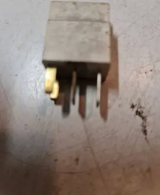 Ford Mondeo MK I Other relay 93BG13L028AA 37915A
