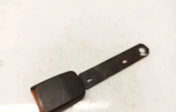 Seat Alhambra (Mk1) Front seatbelt buckle 