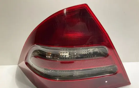Mercedes-Benz C W203 Rear/tail lights