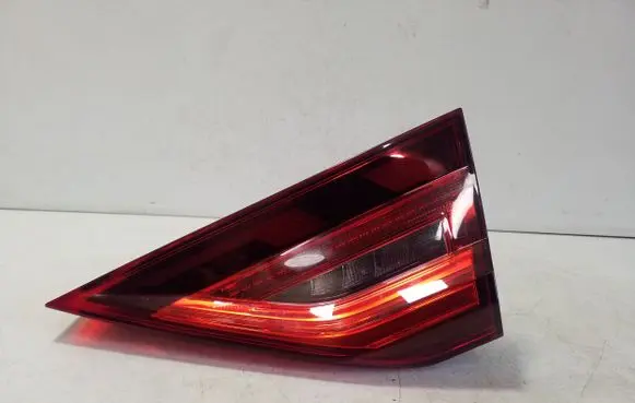 Audi A1 Tailgate rear/tail lights 82A945094C