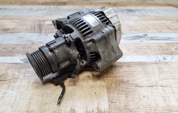 Hyundai Accent Generator/alternator 3730027502