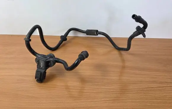 Audi Q7 4L Vacuum line/pipe/hose 4L2611931A