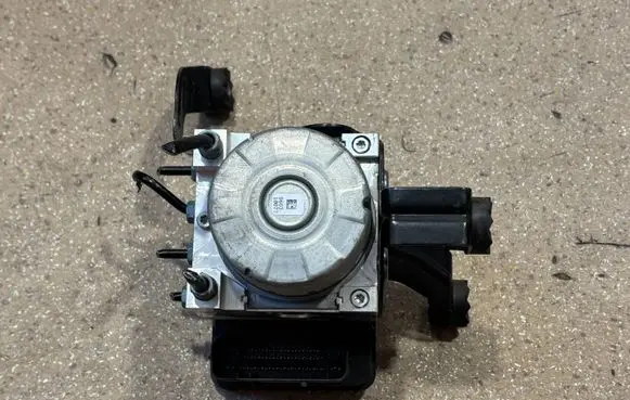 BMW 3 F30 F35 F31 ABS Pump 6887740 6887741