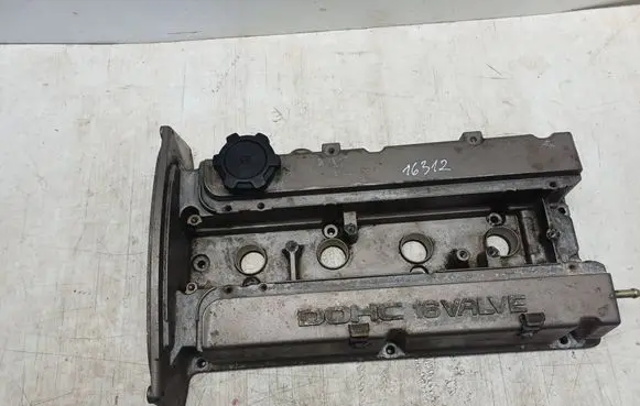 Mitsubishi Outlander Rocker cam cover 500401