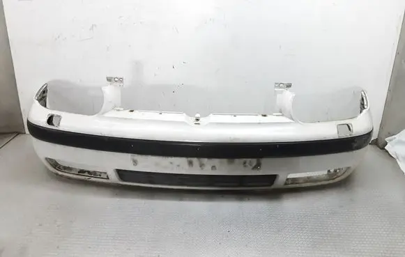 Volkswagen Golf IV Front bumper