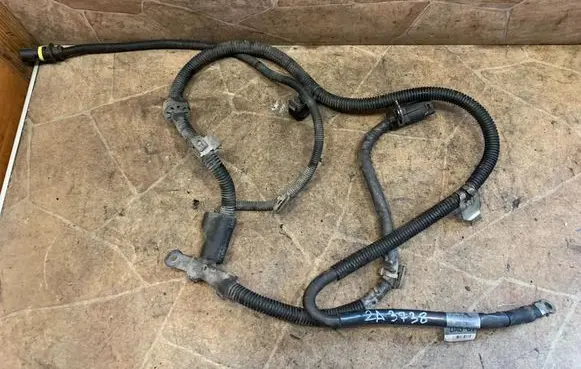 Mercedes-Benz E W212 Positive cable (battery) A2124404832