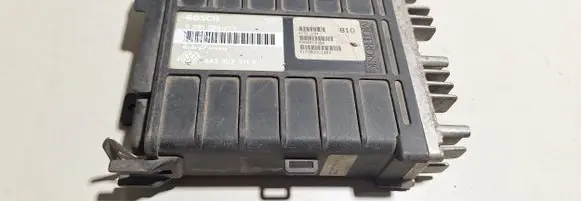 Volkswagen PASSAT B3 Engine control unit/module 443907311E 0261200277