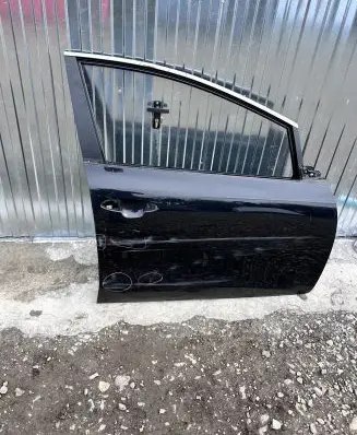 KIA Ceed Front door