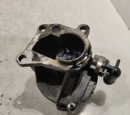Renault Laguna II Vacuum pump D163322916