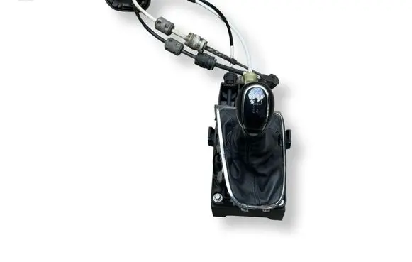 Opel Astra J Gear shifter/selector 55575258