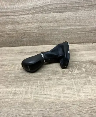 Mercedes-Benz C W203 Gear lever shifter trim leather/knob A2032674610