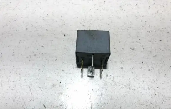 Audi A4 S4 B6 8E 8H Other relay 141951253b 20240072