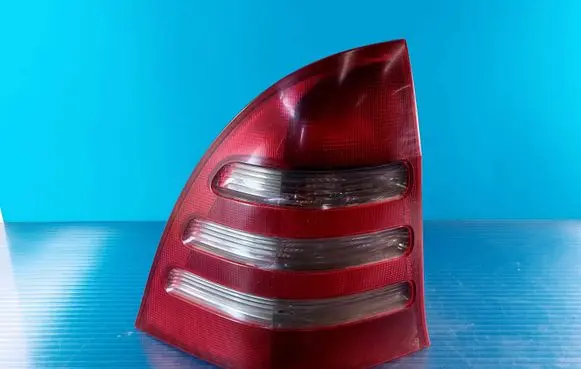 Mercedes-Benz C AMG W203 Rear/tail lights A2038201164