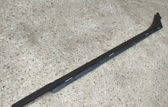 Ford F150 Rear door glass trim molding 1625597