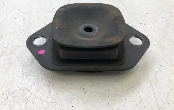 Nissan X-Trail T32 Engine mount bracket 112204BB0A