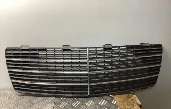 Mercedes-Benz S W140 Front grill 1408880123